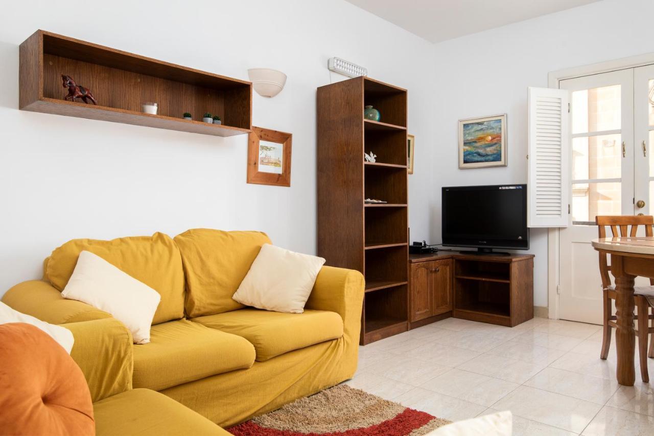Modern 2Br Apartment Close To Sea, In The Heart Of Sliema Ngoại thất bức ảnh